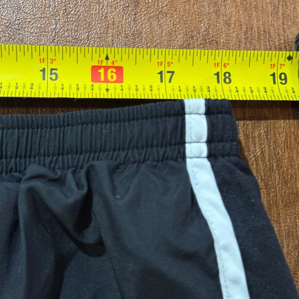 Nike Dri-Fit Running Shorts Women's Medium Black White Tempo Track Performance
